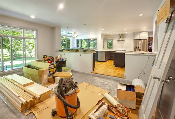 Professional Cabinet Installation technician working in Minneapolis, MN